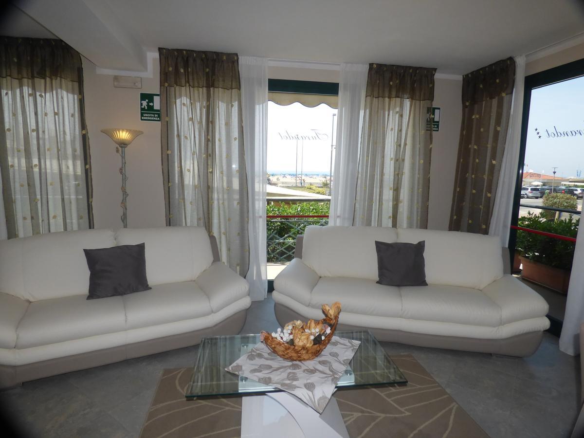 Hotel Turandot Torre del Lago Puccini Bagian luar foto