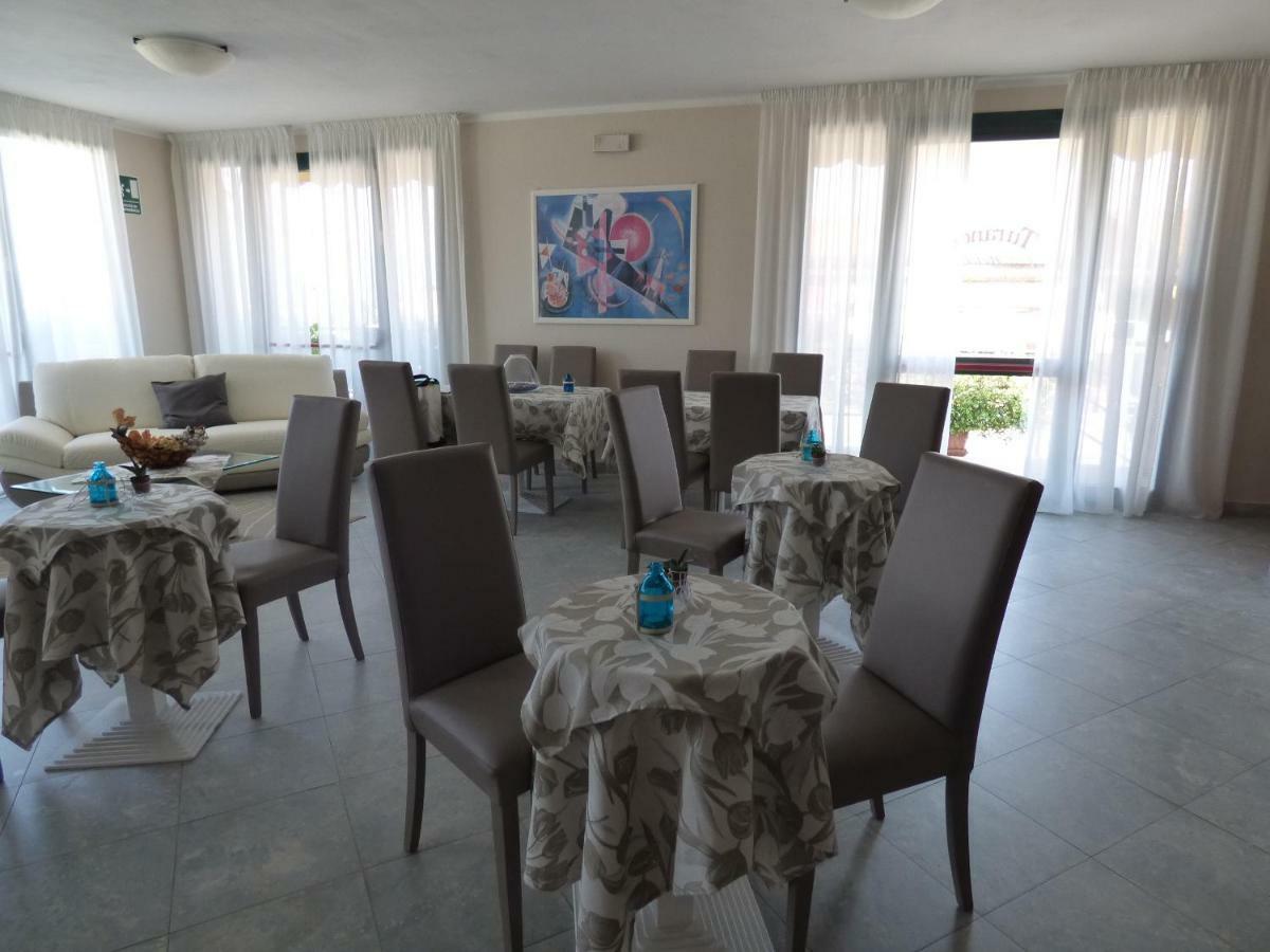 Hotel Turandot Torre del Lago Puccini Bagian luar foto